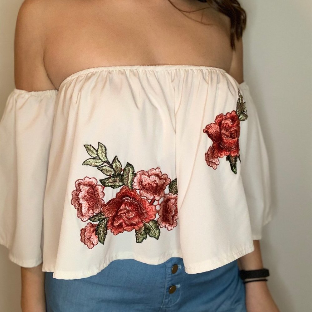Kristen Off Shoulder Silk Rose Top (White)